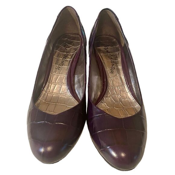 Sam Edelman Purple Faux Alligator Print Cone Heel Pumps in Sz. 8.5M - Picture 2 of 7